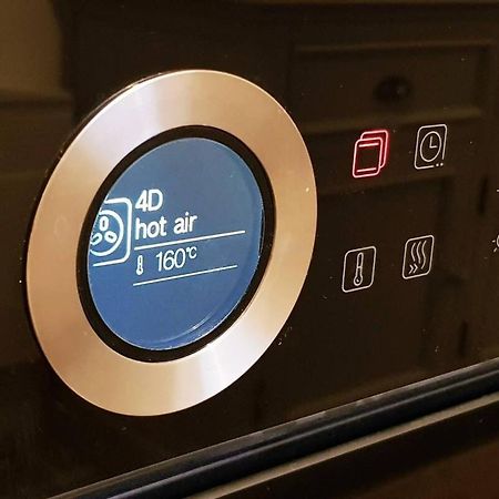 Modern Apartment In The Heart Of Oxford With Secure Underground Parking Ngoại thất bức ảnh